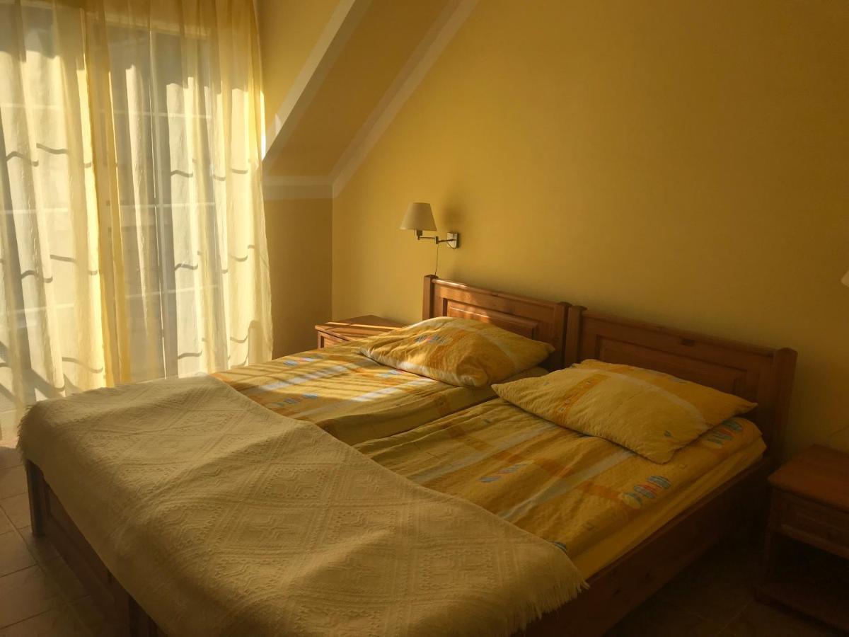 Pod Delfinem Rewal Daire Dış mekan fotoğraf
